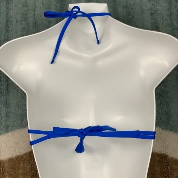 MOSSIMO Swimwear Bikini Top Small NWT - Picture 4 of 5